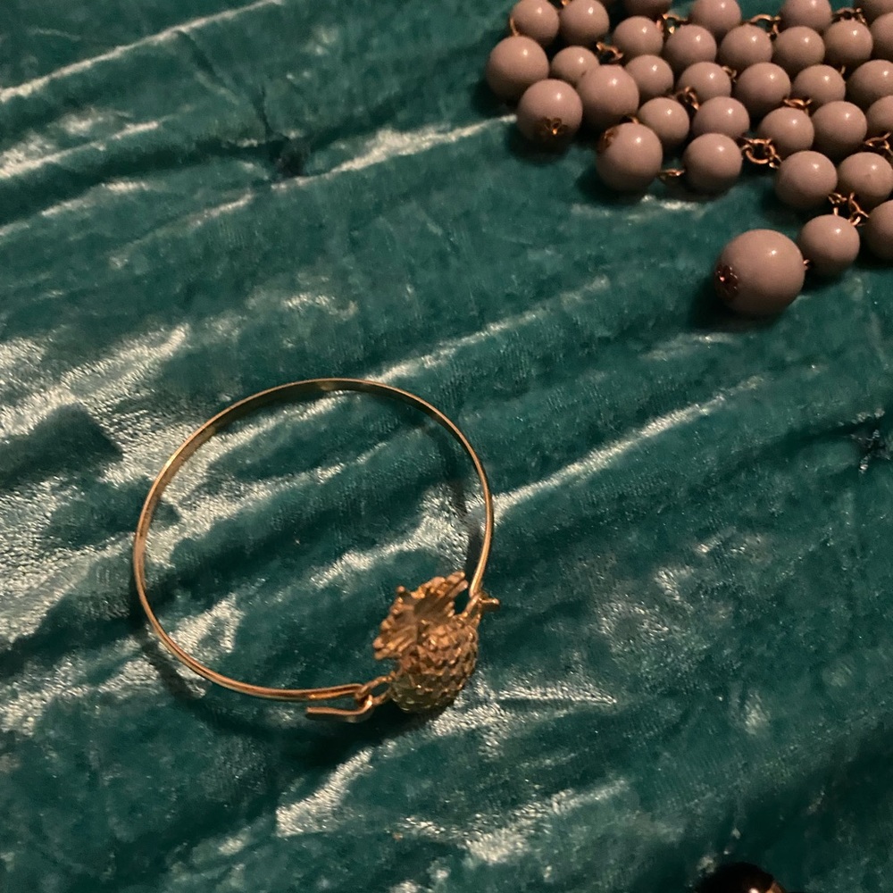 Gold pineapple bangle